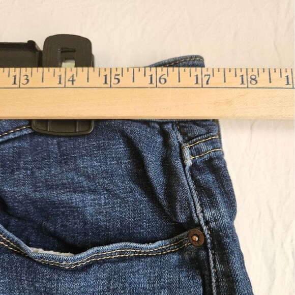 Levi's Jeans Women’s 32 (34x29) Blue Classic Straight Leg Mid Rise Western GUC - Picture 6 of 9